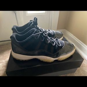 Retro Air Jordan 11 Lows (Barons)